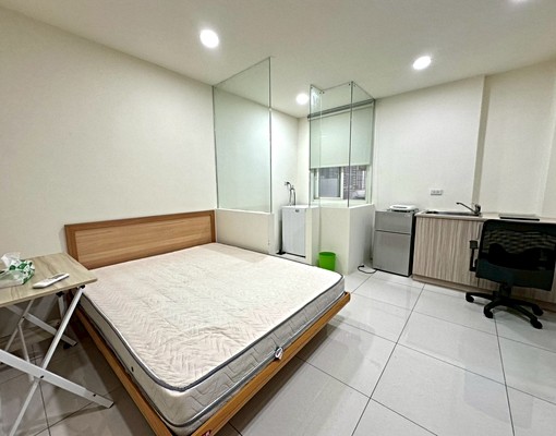 🏠景安🌟可租補🌟洗脫烘🌟傢俱齊全🌟免爬高 - Image 1