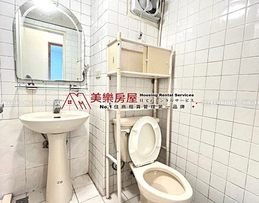 美樂~南京復興*中山高樓採光兩房*有陽台*傢俱可議*寵可談* - Image 12