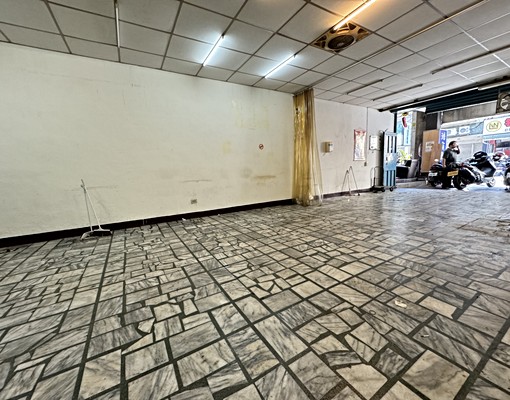 中正路總站金店面 - Image 6