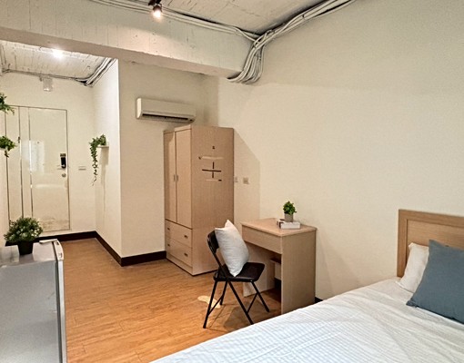 ⭐免服務費⭐西門站⭐交通方便,有電梯⭐家俱家電全⭐可養貓 - Image 2