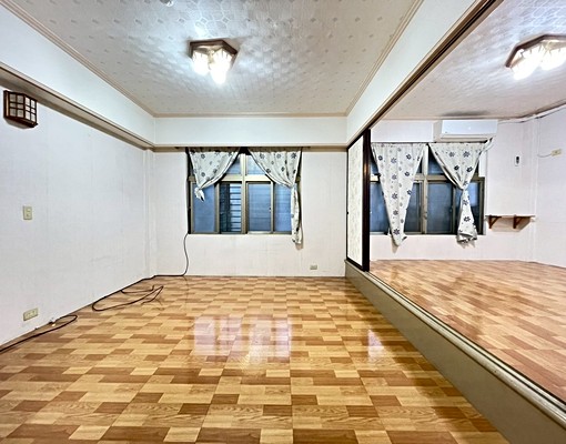 可租補/整層住家/板橋火車站/黃金3樓 - Image 1