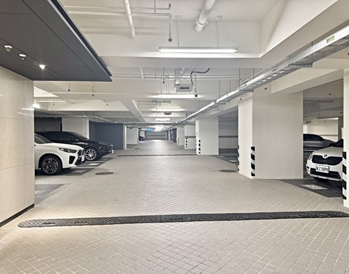 傢具齊全✨採光質感三房✨戶數單純✨屋齡極新✨黃金地段✨平車 - Image 11