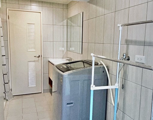 逢甲採光陽台套房出租限女性 - Image 11