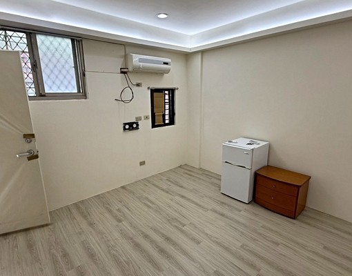 板橋⚡️採光通風/空間大/對外窗/新裝潢/格局方正/適合機車 - Image 4