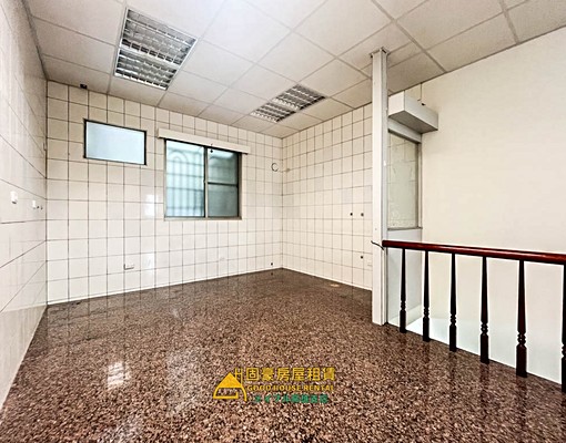固豪👍三多商圈空屋透天店面住家 - Image 6