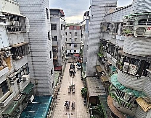 近象山站採光佳溫馨獨立套房可代收垃圾大空間社區管理 - Image 13