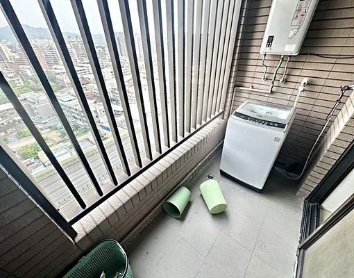 近東山商圈🥤台水電大間可雙租補🥤頂樓採光佳全配廚房浴缸~ - Image 11