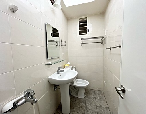 區公所站☀️專屬女性獨立陽台套房☀️租補談低樓層 - Image 6