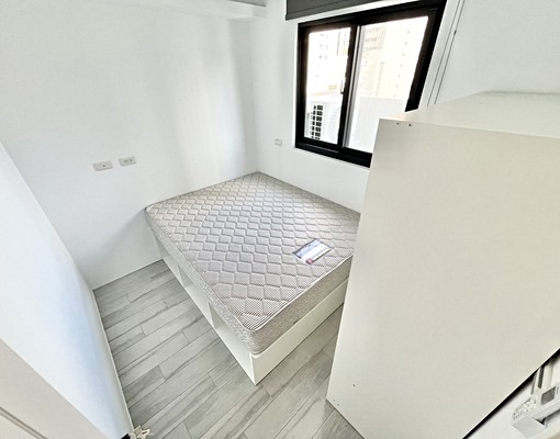 南屯精品秒殺🎗️近全新🎗️正一房一廳🎗️陽台獨洗曬 - Image 4