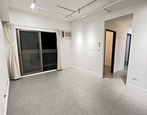 喬陽社宅2房可租補入籍-全新裝潢/近竹林中學/全聯/公車站 - Image 1