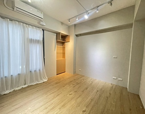 青海黎明工作室出租歡迎美業水晶服飾入駐我有多間可選 - Image 12