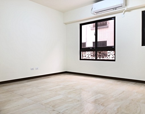 免仲介費~透天4房一樓可停車~已有配合社宅業者~可申請租補~ - Image 3