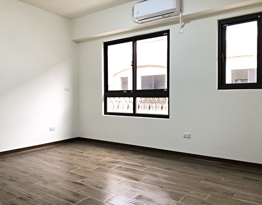 免仲介費~透天4房一樓可停車~已有配合社宅業者~可申請租補~ - Image 4