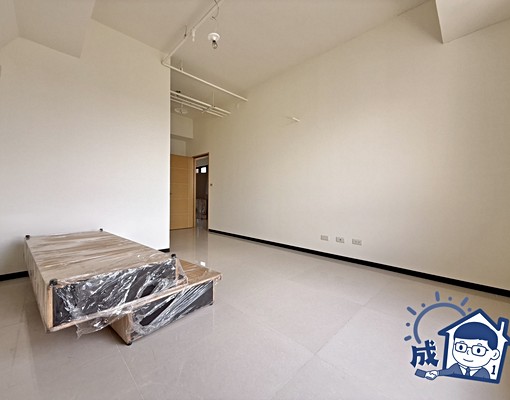 【成實好房】【首富】A18高鐵捷運站頂樓雙層簡配5+1房雙車 - Image 5