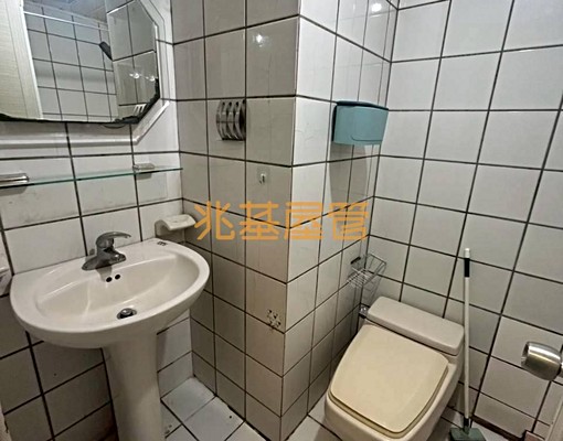 兆基社會住宅🏡君臨大地社區/陽台套房可租補 - Image 3