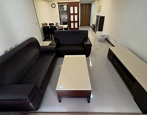 易居社宅-三峽名軒大三房有車位，可租補 - Image 13