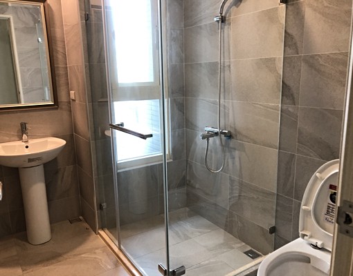 鳳山忠誠路~適合同事合租或工作室~全新三房電梯 - Image 8