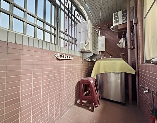 秒殺逢甲🔥超級大間⭐️3+1房空屋💜可租補戶籍💜有車位 - 591租屋網 - Image 4