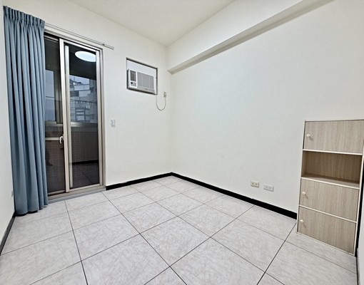 秒殺逢甲🔥超級大間⭐️3+1房空屋💜可租補戶籍💜有車位 - Image 12