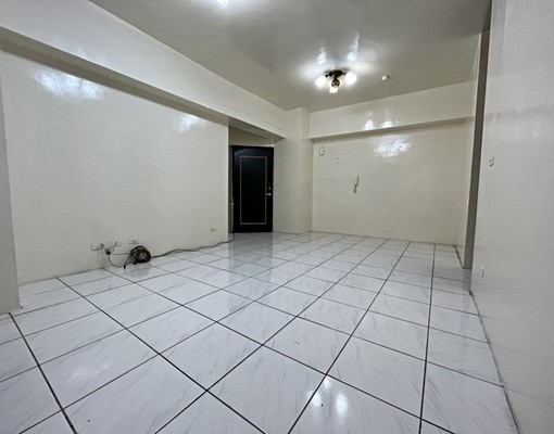 近上楓國小/可租補兩房 - Image 1