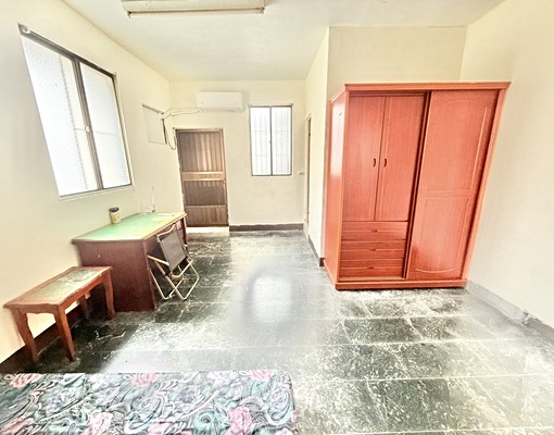 陽明學區5樓大2房有冷汽家俱家電可直接入住(單租1間也可談) - Image 2