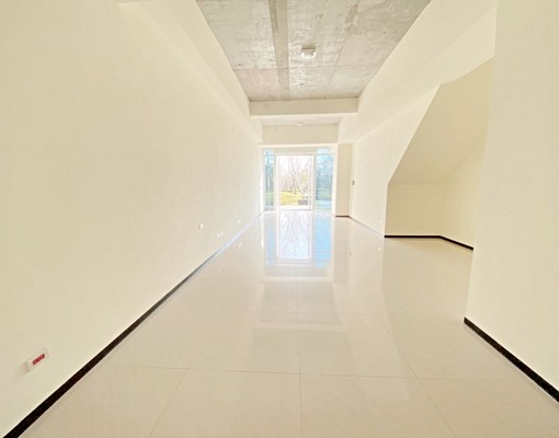 朵拉名邸｜烏日世界之翼🪽公園旁角間店面隨時看 - Image 5