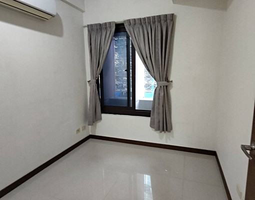 近幸福站*住辦皆可*有露台*可寵*含管 - Image 6