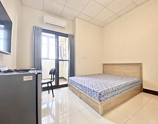 可租補✨附近好停汽車✨電梯套房✨衛浴開窗✨獨洗曬 - Image 1