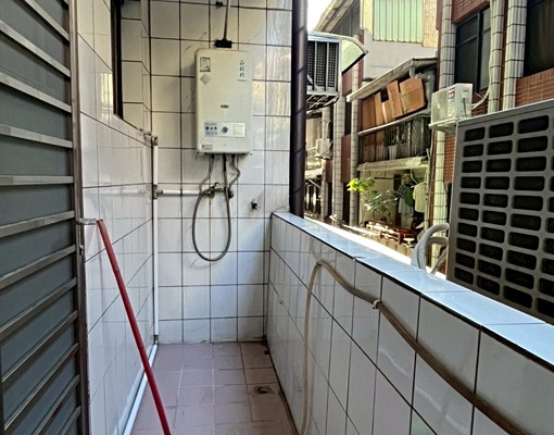 貳樓全家福四房好宅《自備家具,可租補》 - Image 12
