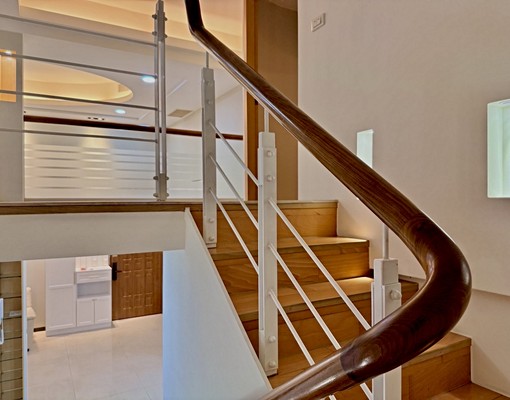 白派系裝潢✴️巨美樓中樓✴️大挑高大主臥更衣間✴️大浴缸✴️ - 591租屋網 - Image 6