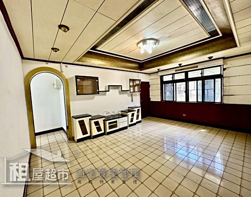 《中港商圈大3房》可租補 - Image 1