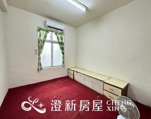 近台積電竹南科學園區,田字型有大陽台採光四房透天 - Image 4