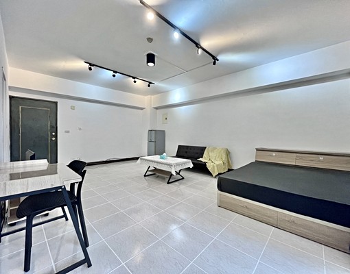 大空間✨類一房一廳✨管理員代收包裹✨陽台獨洗 - Image 6