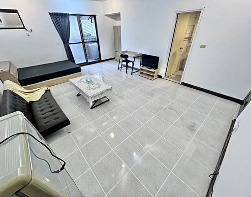 大空間✨類一房一廳✨管理員代收包裹✨陽台獨洗 - Image 4