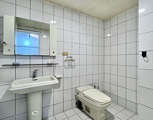 大空間✨類一房一廳✨管理員代收包裹✨陽台獨洗 - Image 13