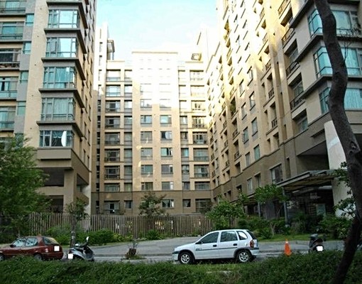 竹北高鐵區『風中緋櫻』溫馨三房附平車不可養寵 - Image 12