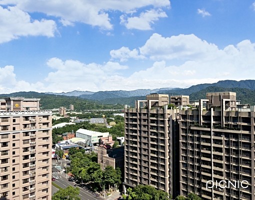 皇勝秀鼎高樓景觀3+1房車全國珮珮 - Image 2