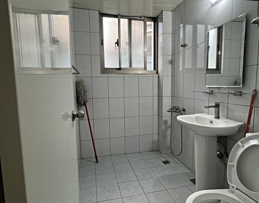 ♦️冷氣可談♦️正對四號公園三房一廳可炊 - Image 6