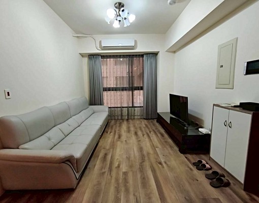 阿華~青埔高鐵A18青商路力璞棧溫馨3房車 - Image 1