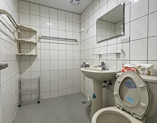 [社宅]近府中捷運!南雅夜市!一樓好房.可租補 - Image 9