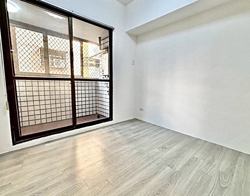 近嶺東🥤全新裝潢台水電大空間🥤可雙租補廚房傢俱電器全配 - Image 5