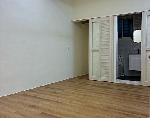 門前可停車，鄰公園全新整理一樓2房2聽2衛 - Image 5