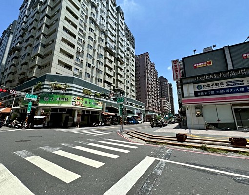 🌳安平億載-近亞果漁光島短租|綠意與海風交織的文旅套房 - Image 11