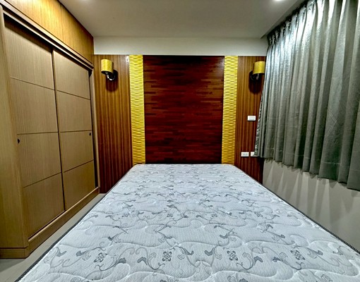 近捷運徐匯中學站約700m優質套房附家具3樓 - Image 1