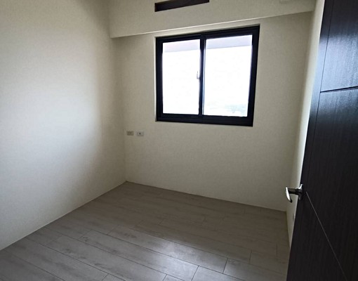 全新交屋,附平面車位,冷暖空調 - Image 4