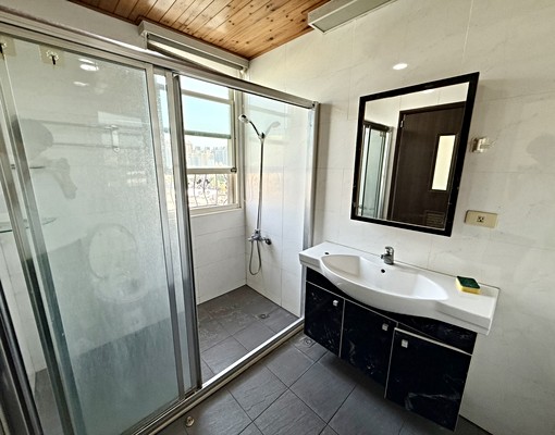 近逢甲&中科🔥無敵大空間｜可租補雙租補｜可入籍｜汽車位可租 - Image 11