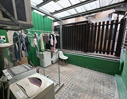 全新裝潢家具..交通便利 - Image 7