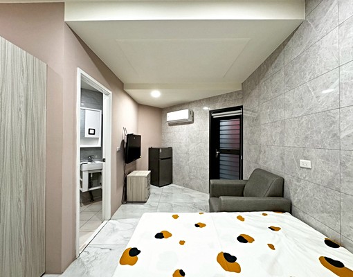 全新完工🌞租屋補助🌞陽台獨洗🌞室內機車位🌞衛浴開窗 - Image 3