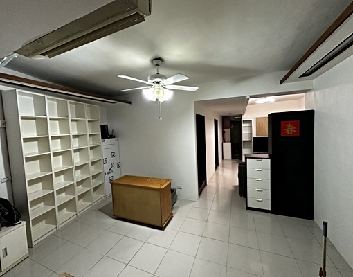 新莊捷運幸福站福壽商圈商辦住1樓可停車2輛生活機能佳 - Image 2