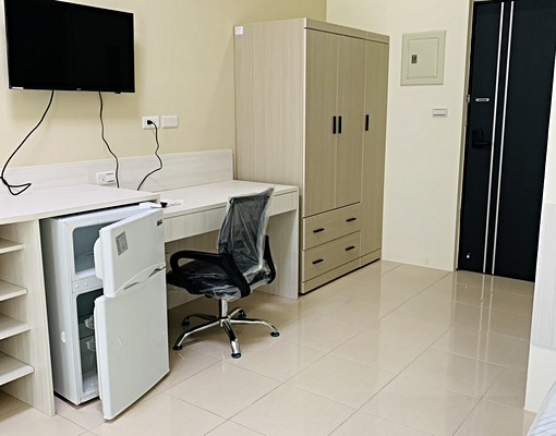 2025年全新裝潢–全新家具–一卡皮箱即可入住!可租補!!! - Image 15